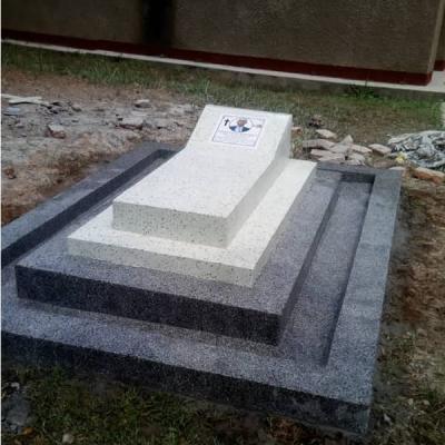 Grave Finishing In Uganda 02