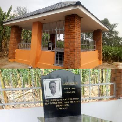Grave Finishing In Uganda 7