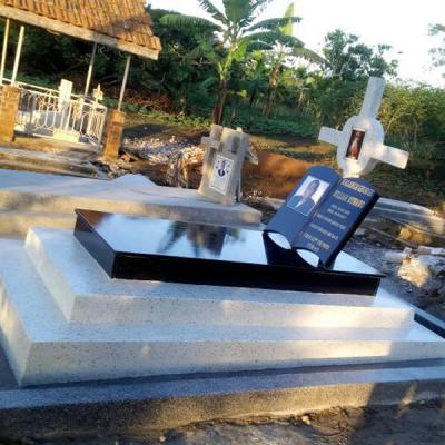 Uganda Grave Construction7